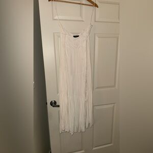 Lulu's Classic White Dress